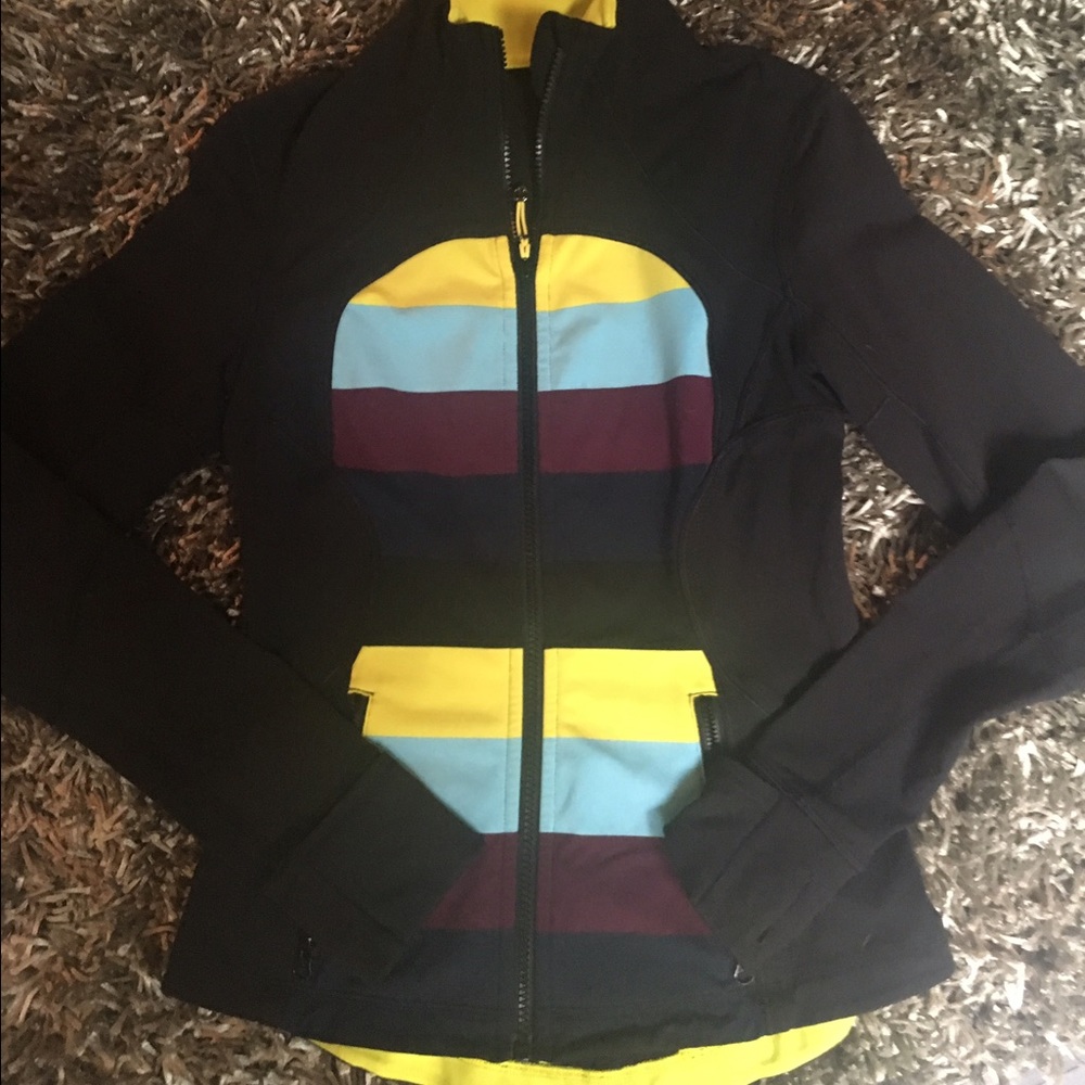 Lulu Lemon Define Jacket size 6